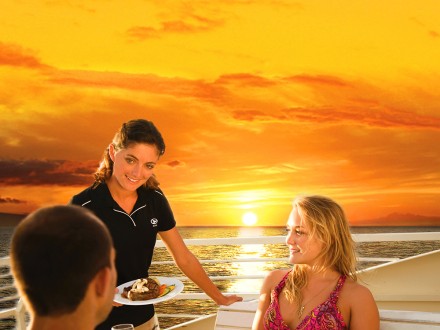 Imperial Dinner Cruise 4