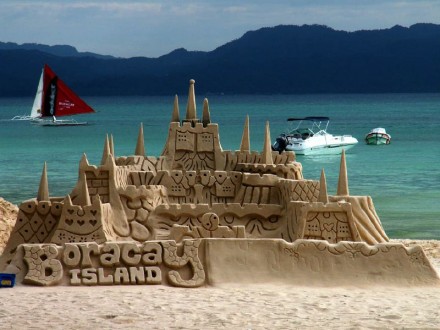 Worlds-beautiful_islands_Boracay_Island-PKG-7
